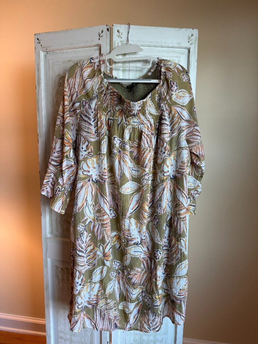 Zac & Rachel Long-Sleeved Tropical Print Green & White Dress